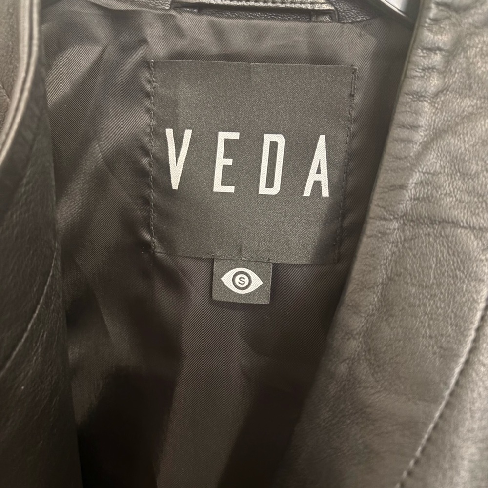 Veda Leather Jacket - image 4